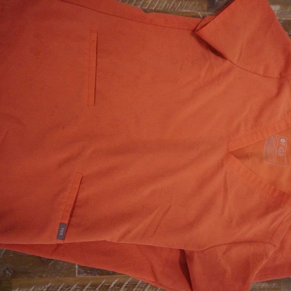 FIGS Orange Scrub Set